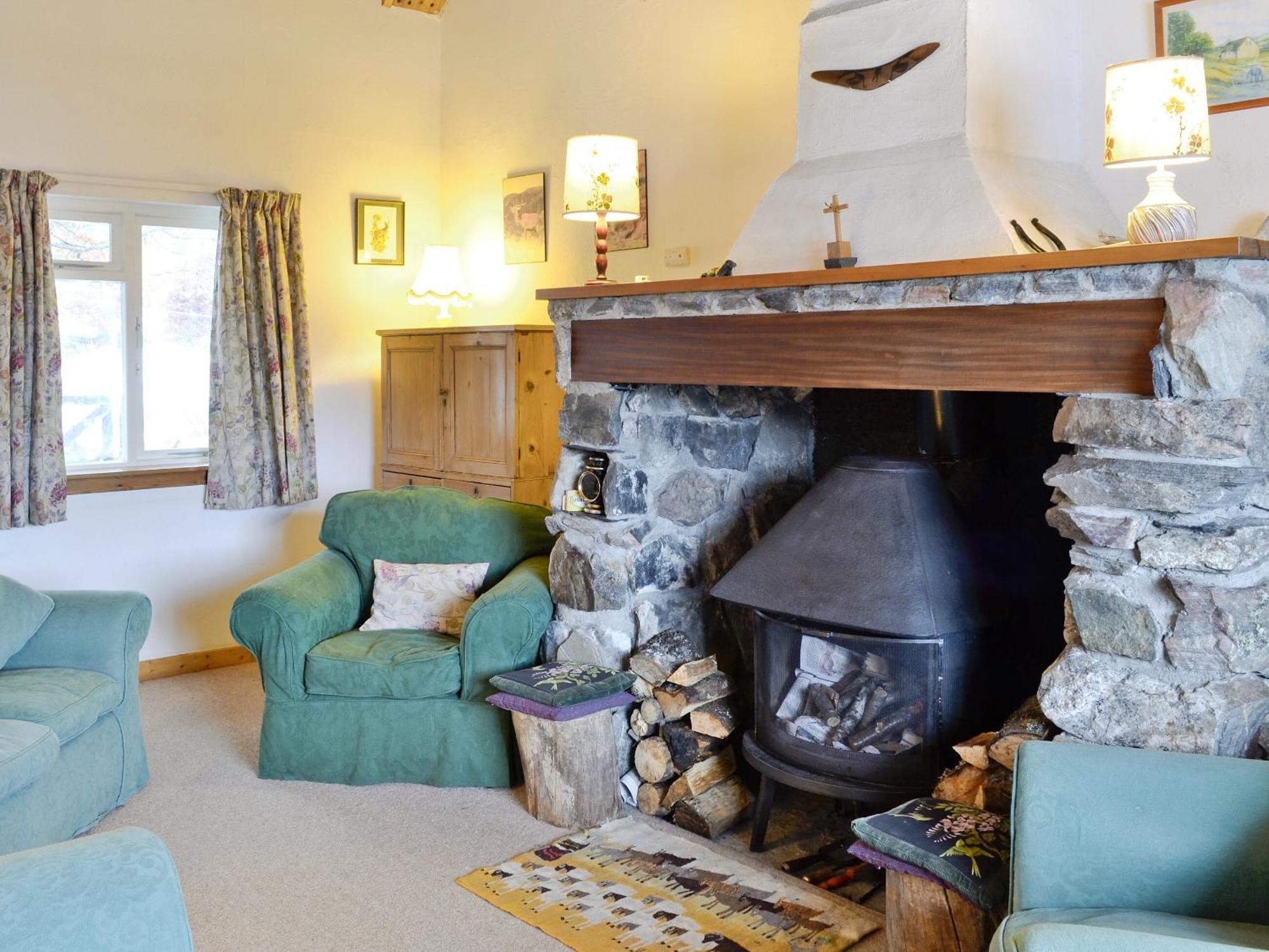 Tigh Na Caoiraich Villa Tomdoun ภายนอก รูปภาพ